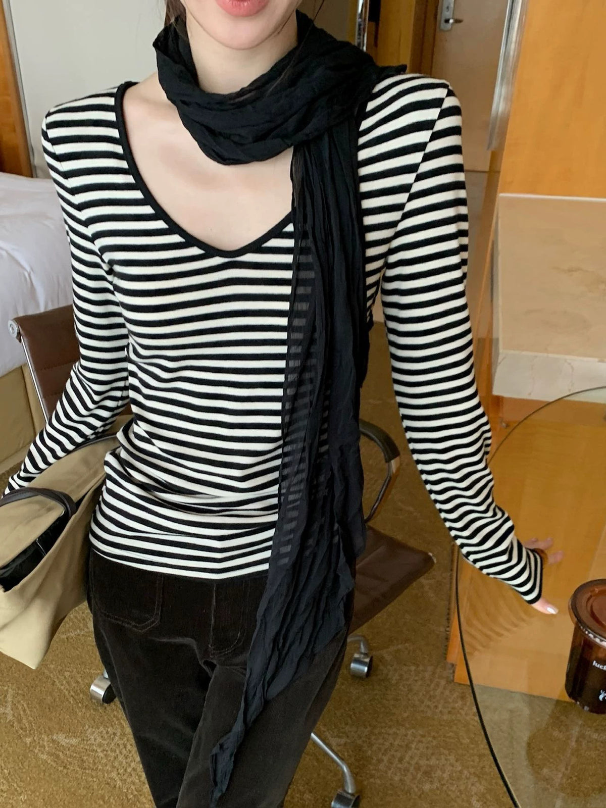 Dealbabad Relaxed V-Neck Striped Long Sleeve Tee - product image 2